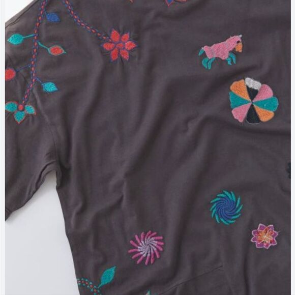 Kimchi Blue brown embroidered oversized t shirt Small - Picture 10 of 10